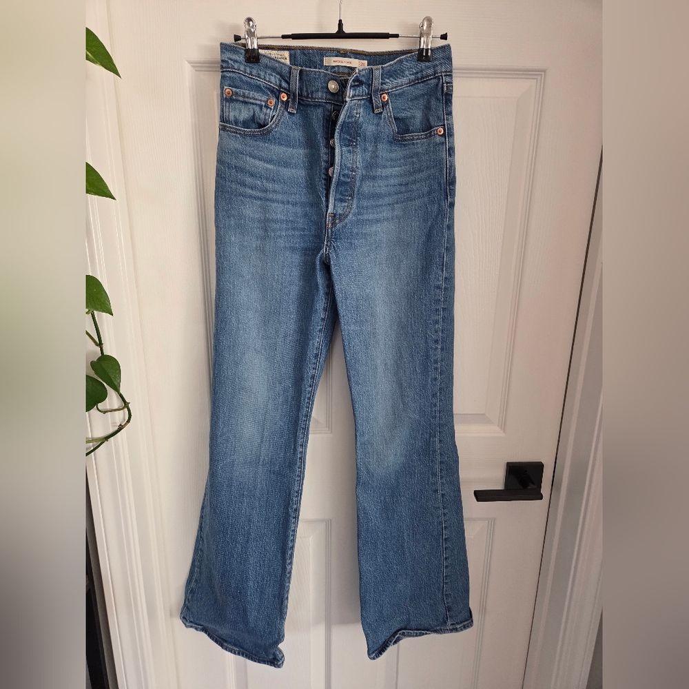 Levi's Ribcage Flare Jeans